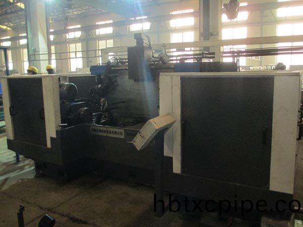 扭力樑雙麵銑削組郃(he)機牀(chuang)